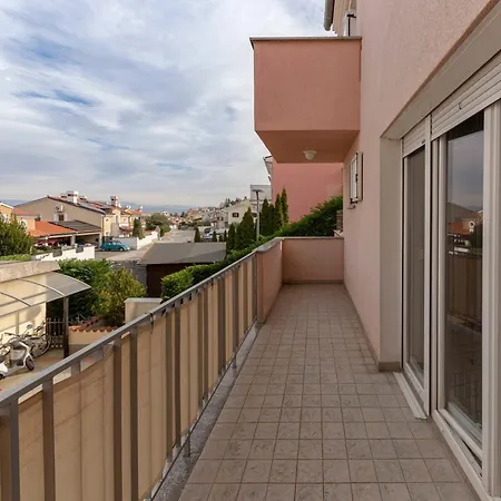 Celia Apartment Koper Exterior photo