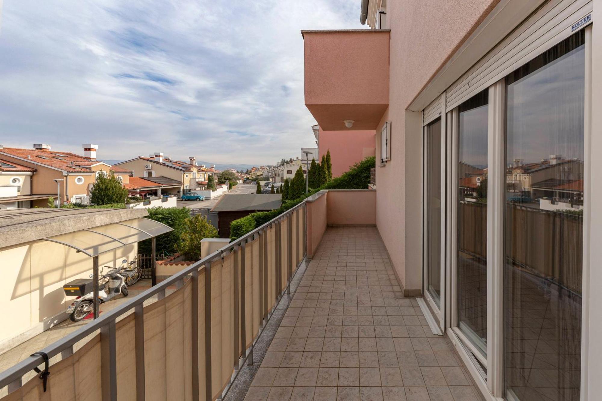Celia Apartment *